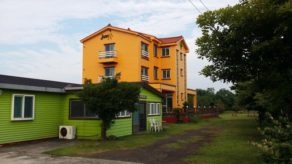 Jun House Vandrehjem Jeju Eksteriør billede