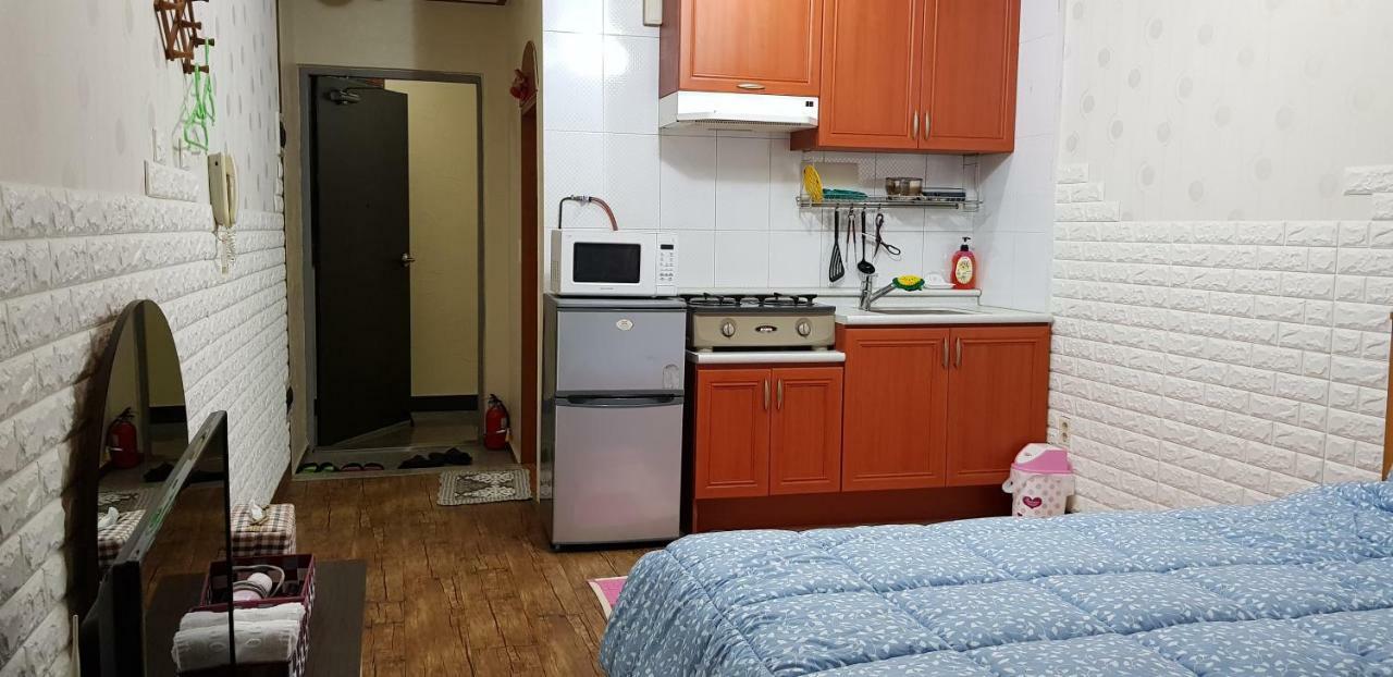 Jun House Vandrehjem Jeju Eksteriør billede